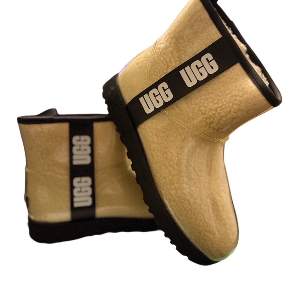 UGG CLASSIC CLEAR MINI BOOTS NWT - Picture 3 of 8